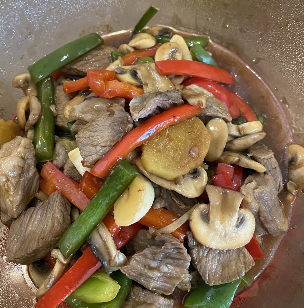 超下饭的牛肉片炒蘑菇