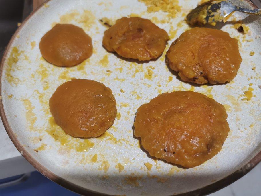 南瓜团子（贼好吃呢！！！）