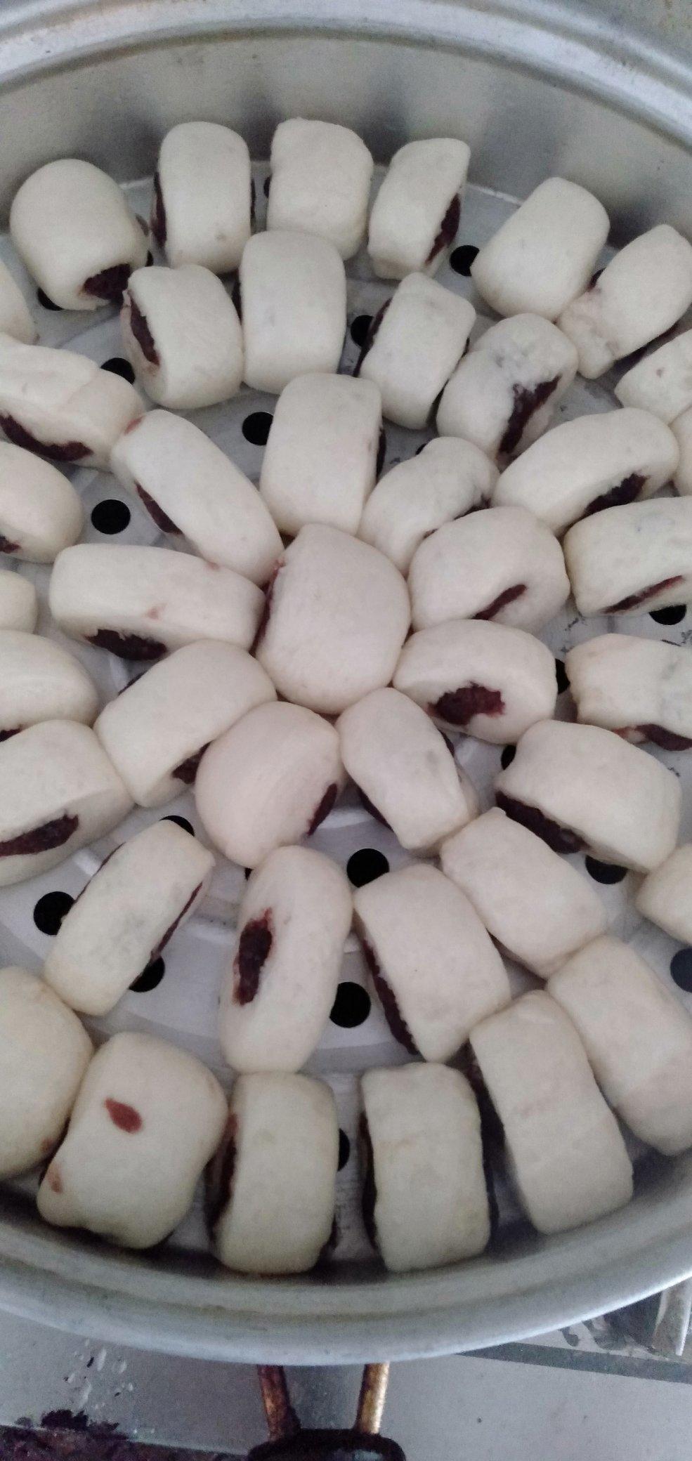 五彩奶香豆沙小馒头