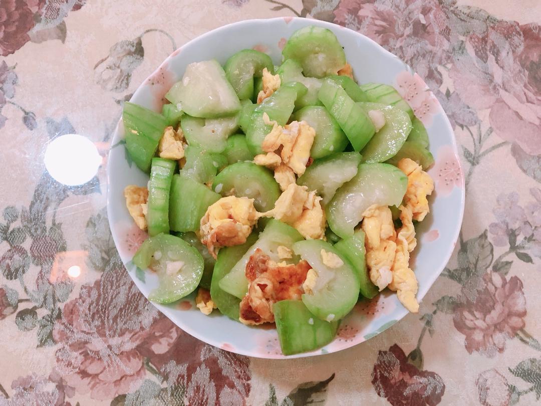 丝瓜炒蛋（快手菜）