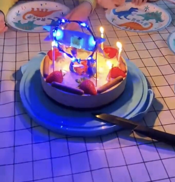 【奥利奥冻芝士蛋糕】拯救新手的免烤美味甜点