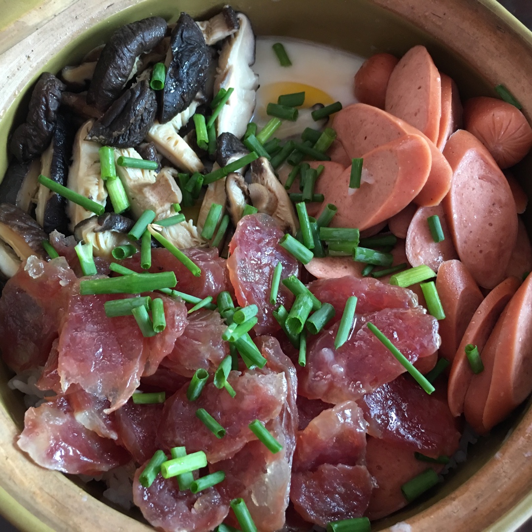 香肠煲仔饭