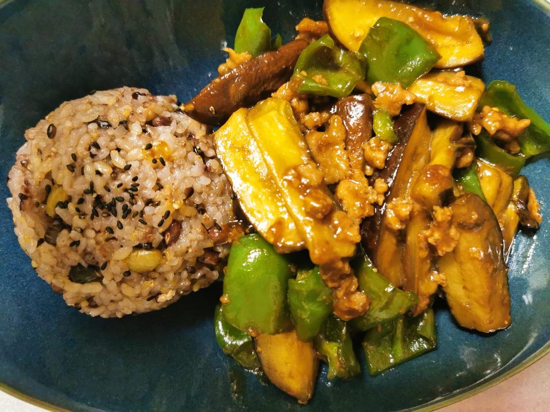 肉沫茄子（非油炸健康版）文末另附万能鱼香汁配方。