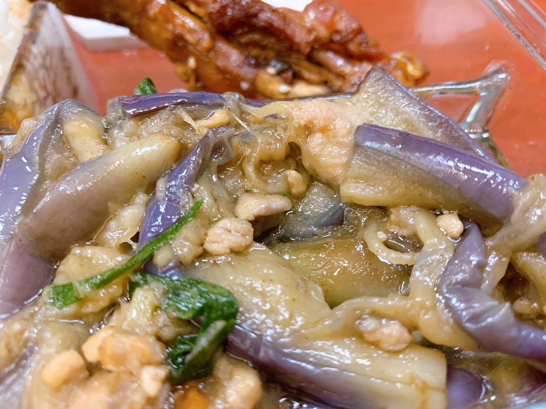咸鱼茄子煲