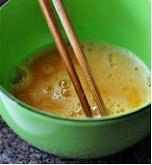 泰式红咖喱海鲜炒饭的做法 步骤4