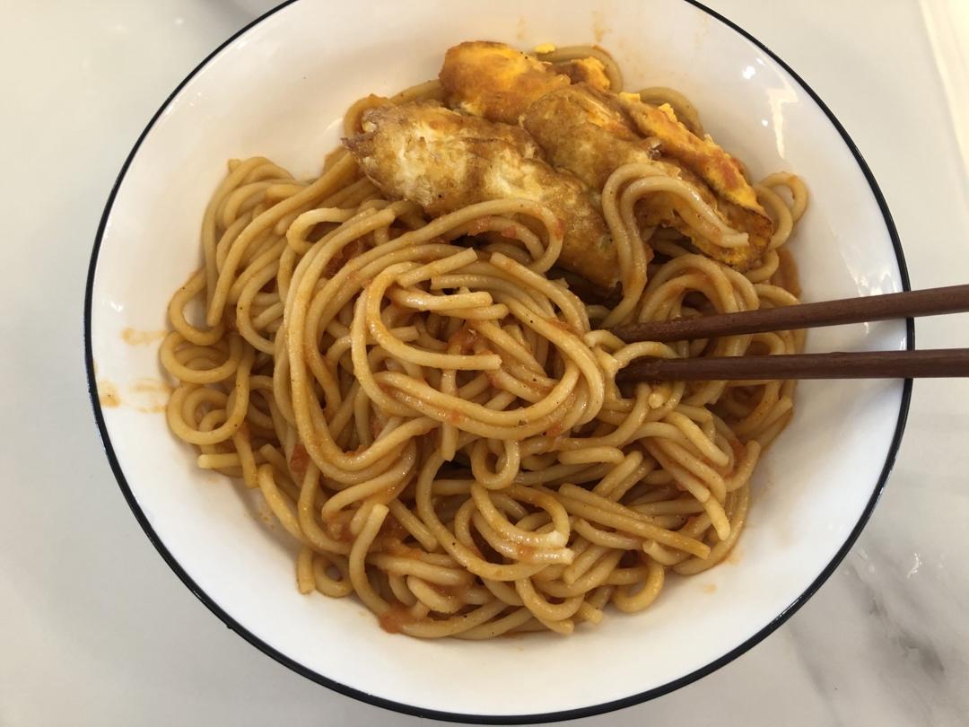 蒜香番茄意面