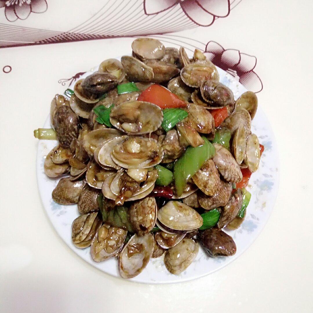 蒜香炒花甲