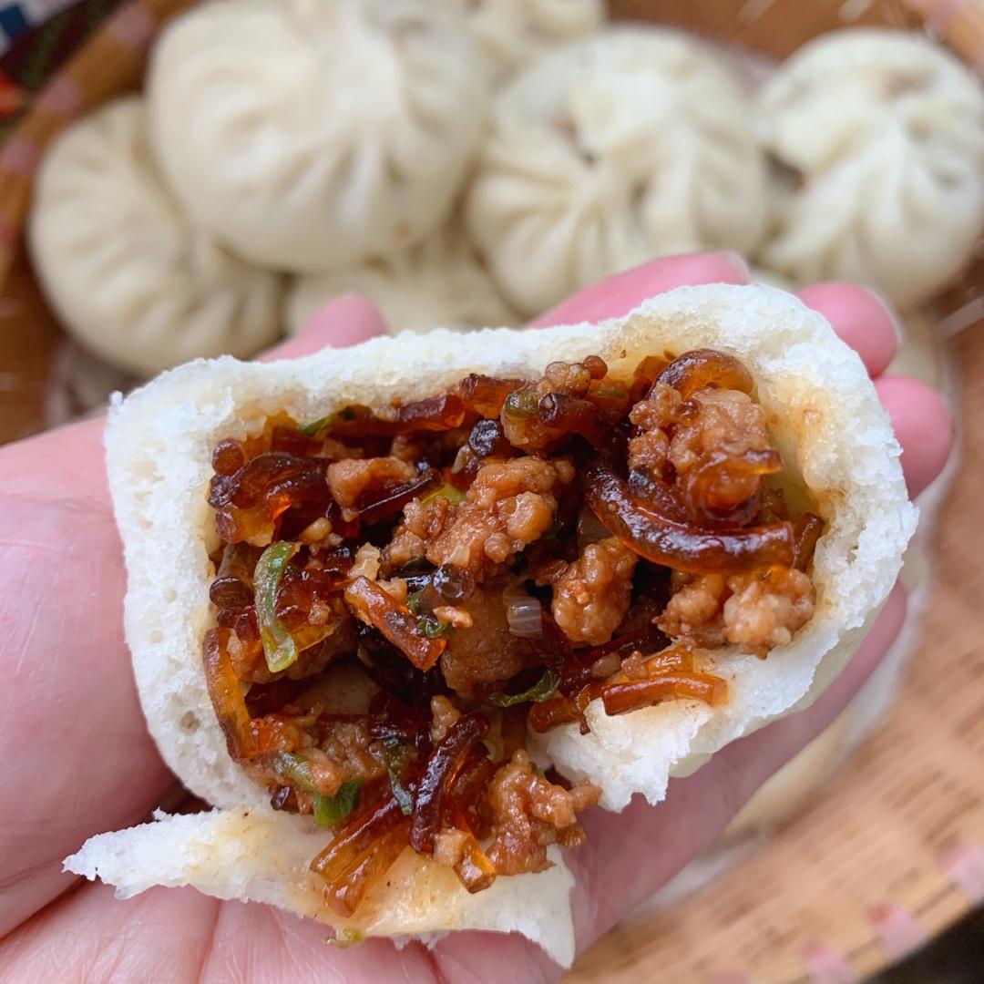 小时候的肉末粉丝包子