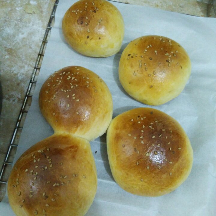 蜂蜜牛奶小餐包