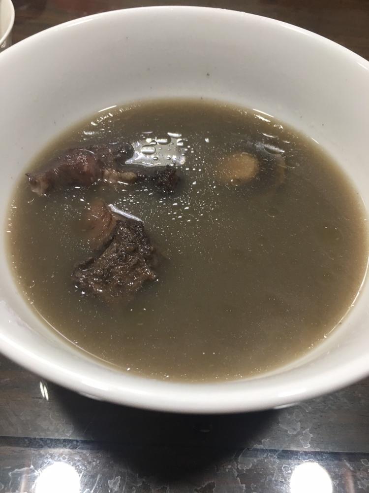 土茯苓地老鼠赤小豆煲猪骨的做法 步骤4