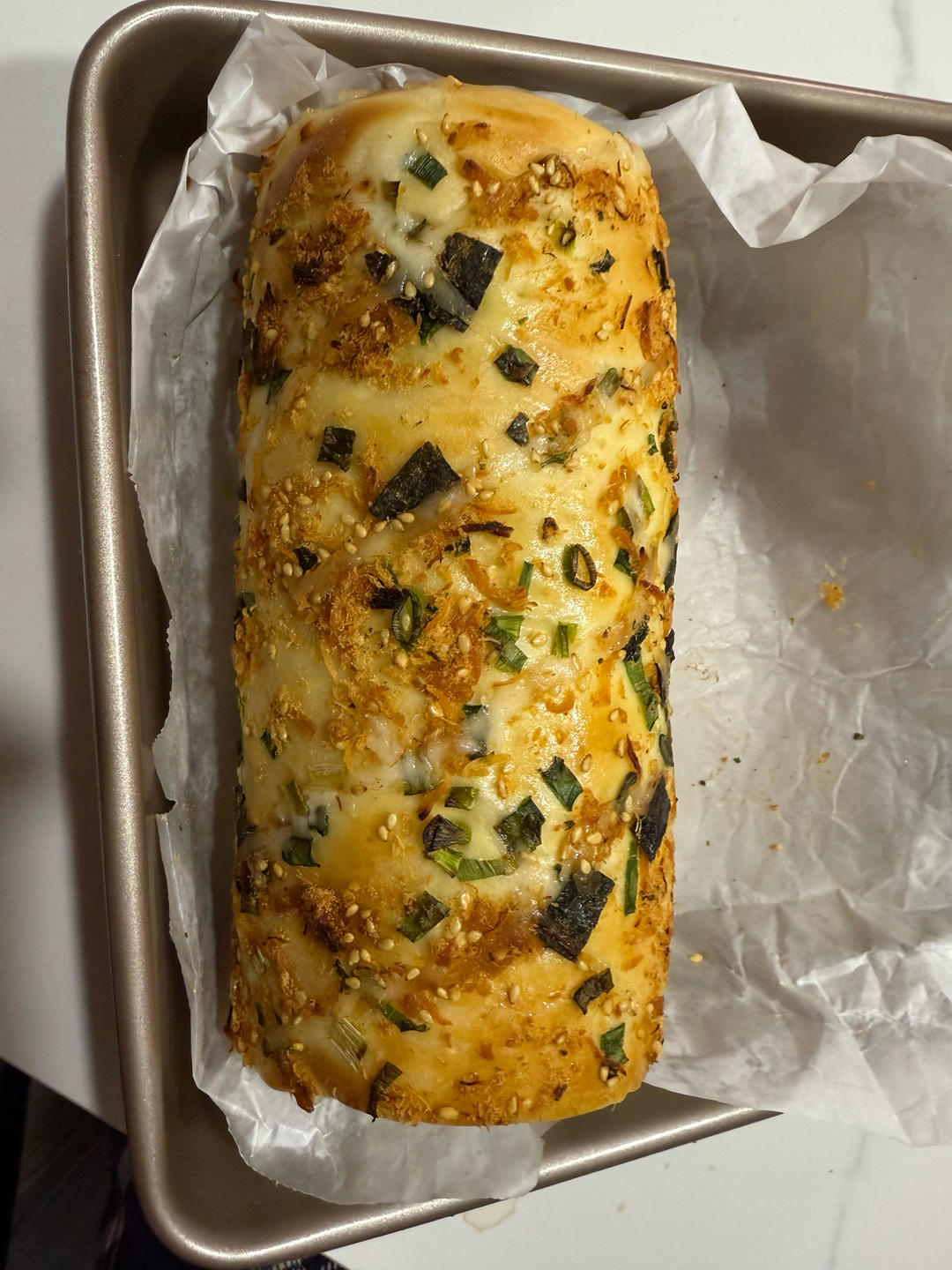 香葱肉松面包卷