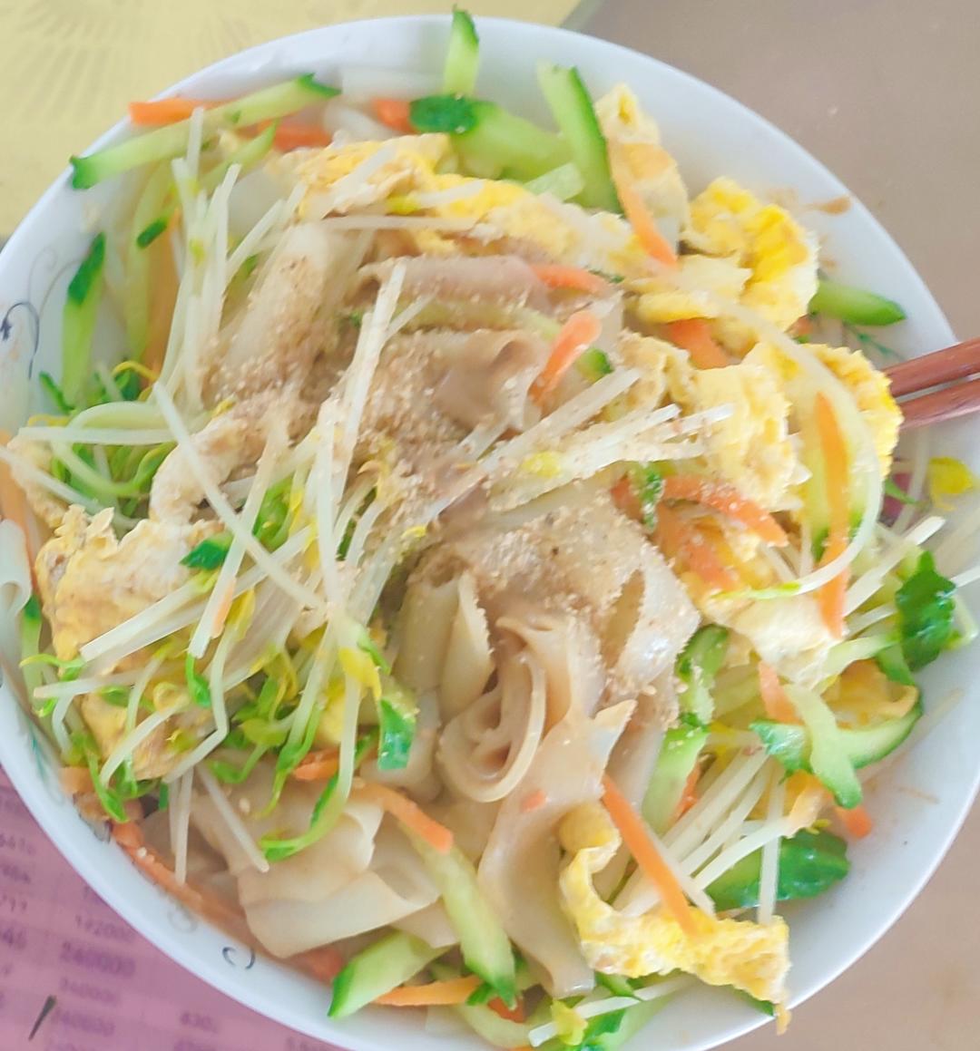 凉皮-家庭自制（告诉你自己做更劲道的秘诀）