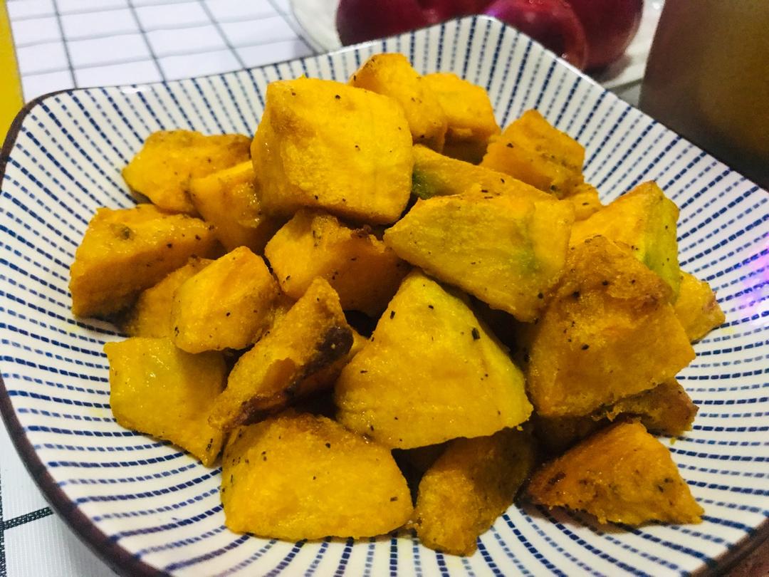 蛋黄焗南瓜 | 2种原料的懒人快手菜