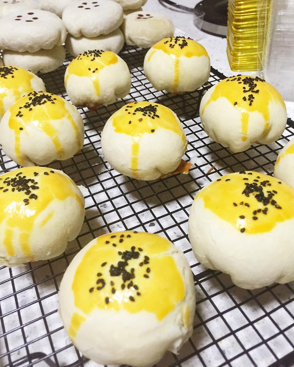 苏式梅干菜鲜肉月饼