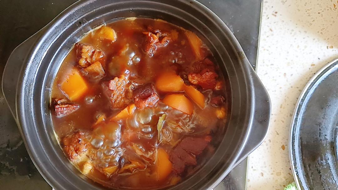 番茄土豆炖牛腩