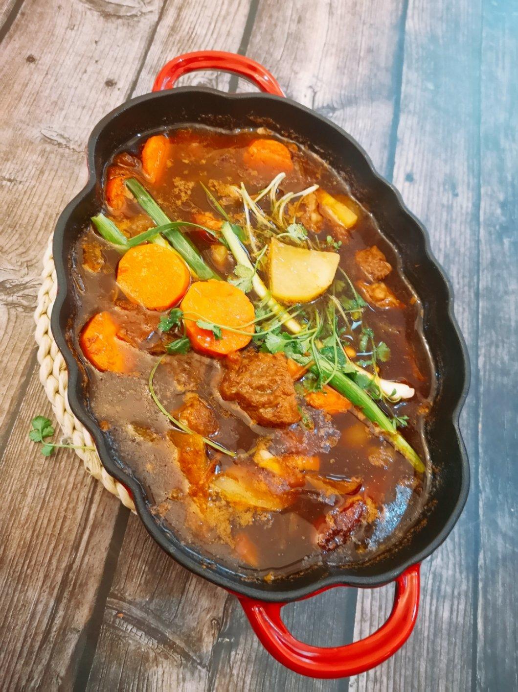 【啤酒牛腩煲】