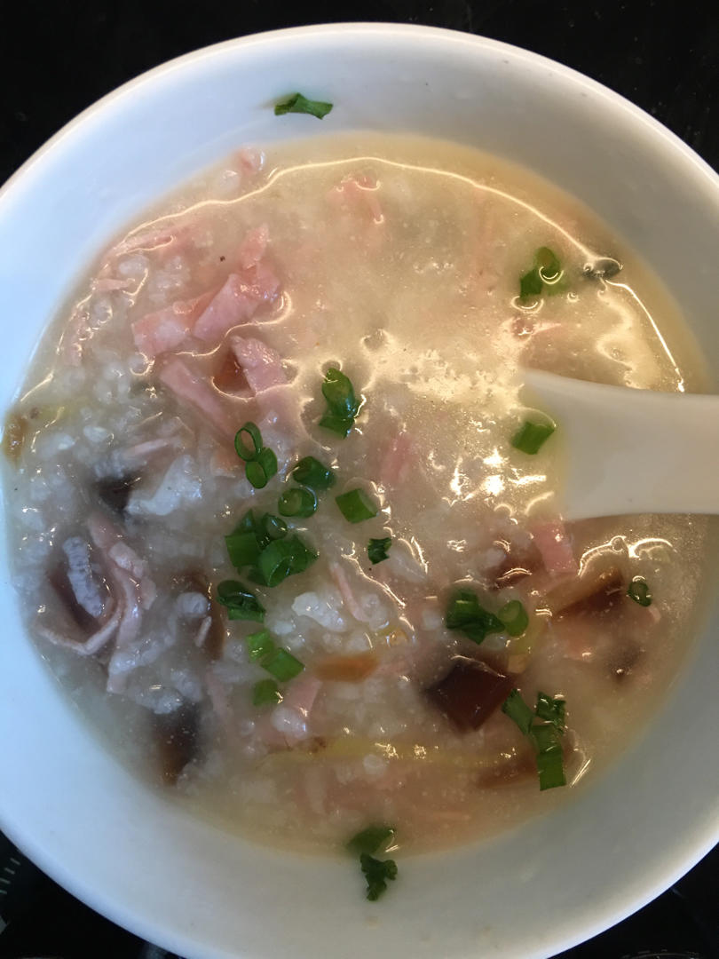 十五分钟快手之香滑皮蛋瘦肉粥(附五分钟电饭煲电压力锅更快捷方法)
