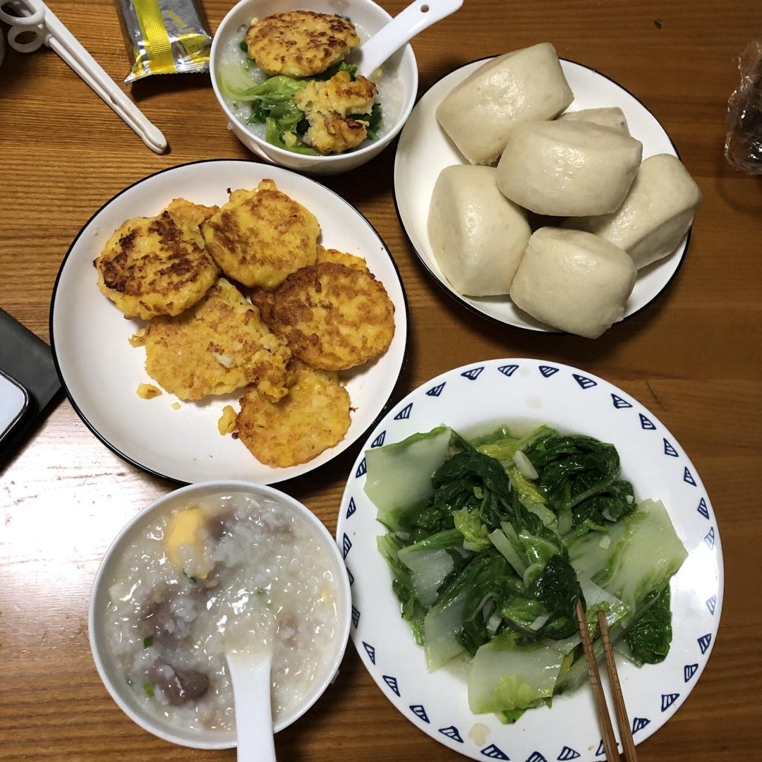 虾仁别再炒着吃了，这样做，当早餐大人孩子都爱吃