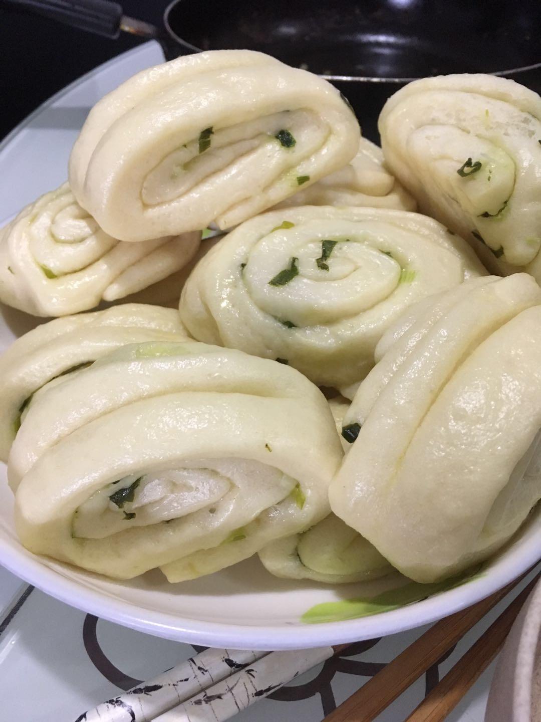 手机用户4762_5xlp做的葱花卷