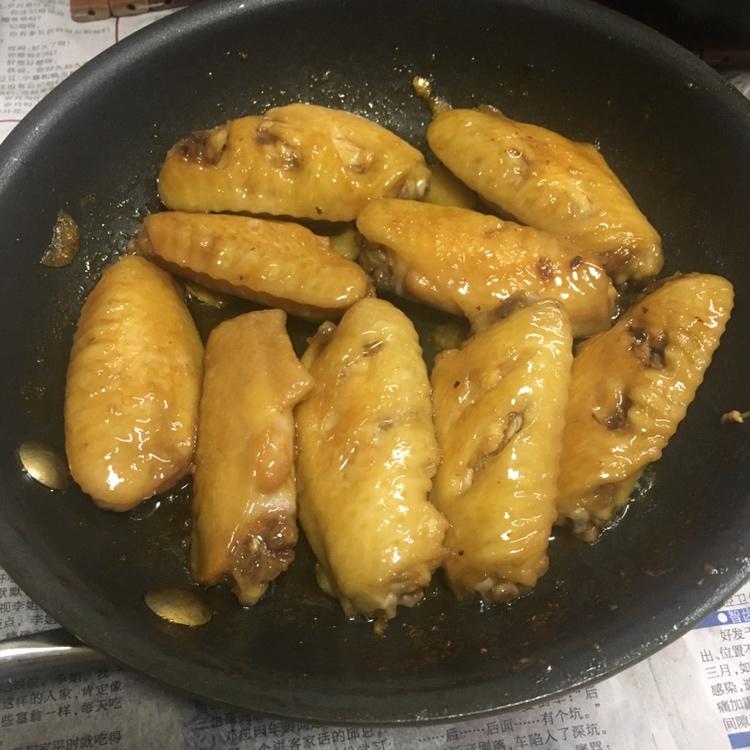 多吃两碗饭的【蜜汁鸡翅】