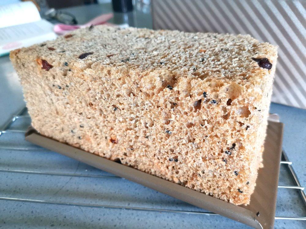 低卡黑麦蛋奶吐司（烫种+波兰种+冷藏发酵）