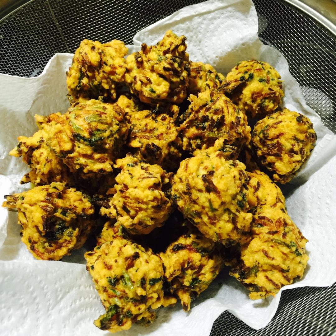 胡萝卜香菜素丸子
