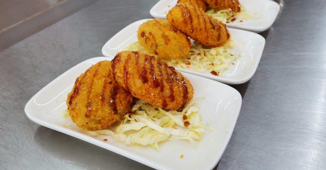 コロッケ 可乐饼