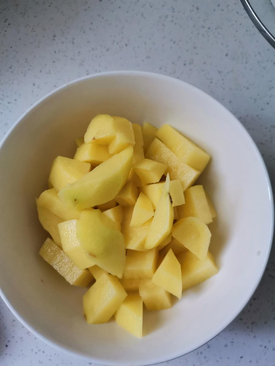 红烧肉炖土豆（丝毫不腻）