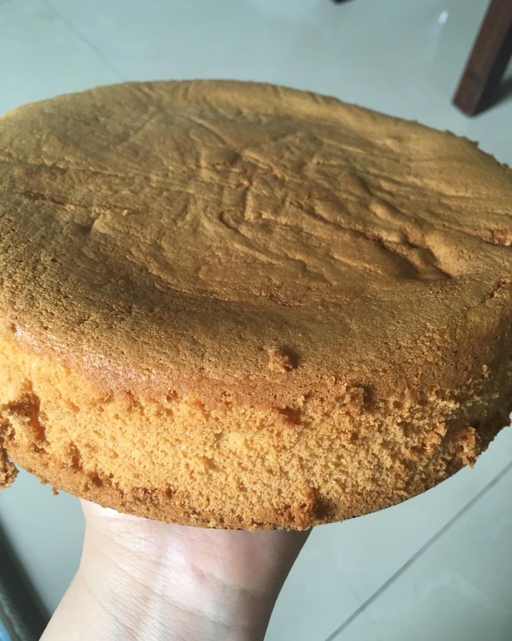 烤箱做蛋糕（戚风蛋糕的做法）