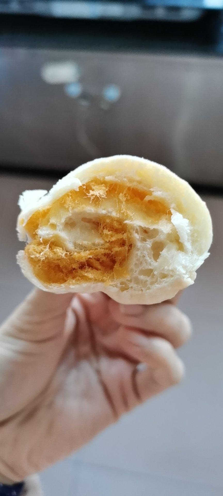 奇怪造型无敌美味的肉松小面包|ω･)و ̑̑༉