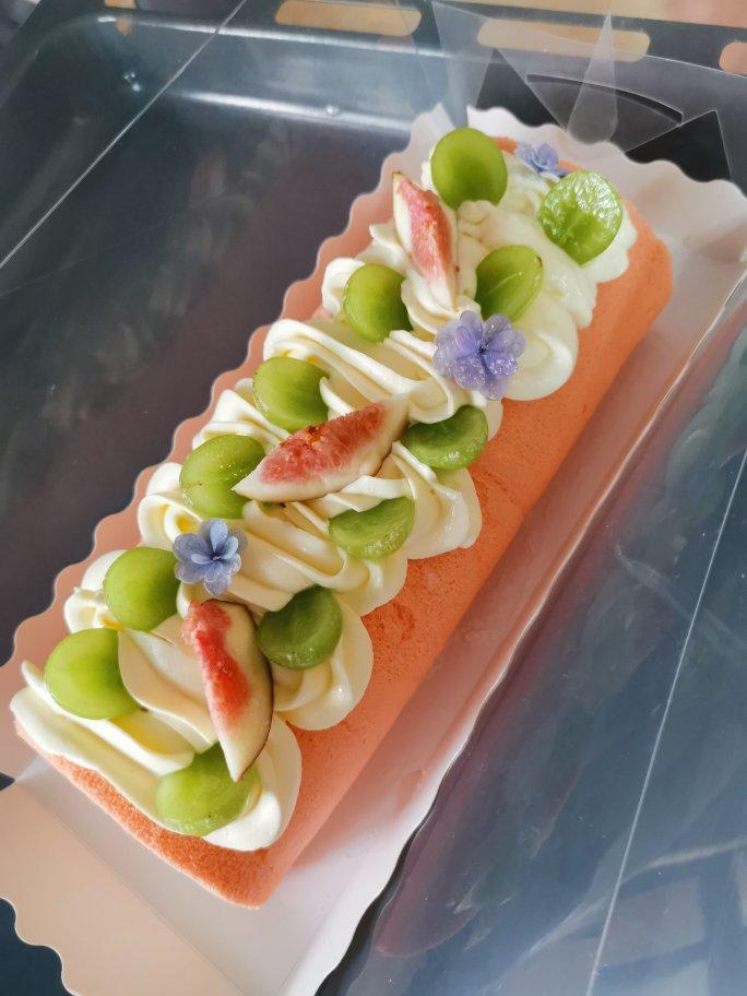 蜜桃果冻蛋糕卷