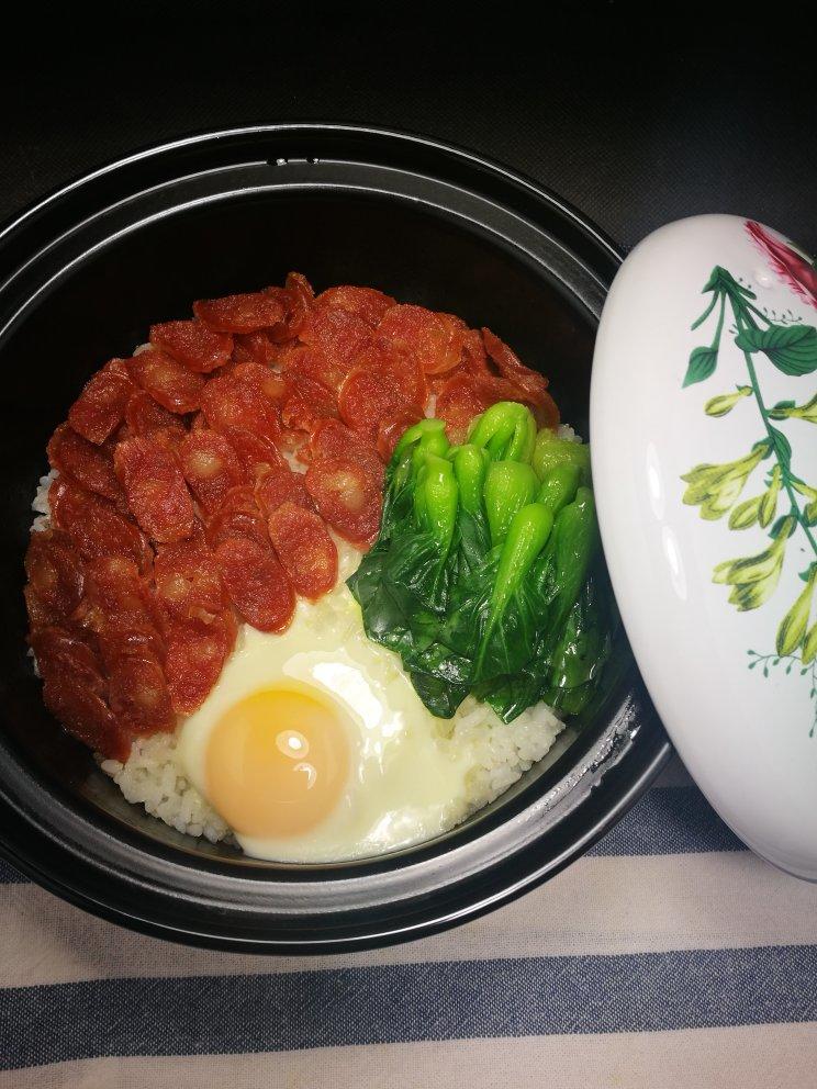 香肠煲仔饭