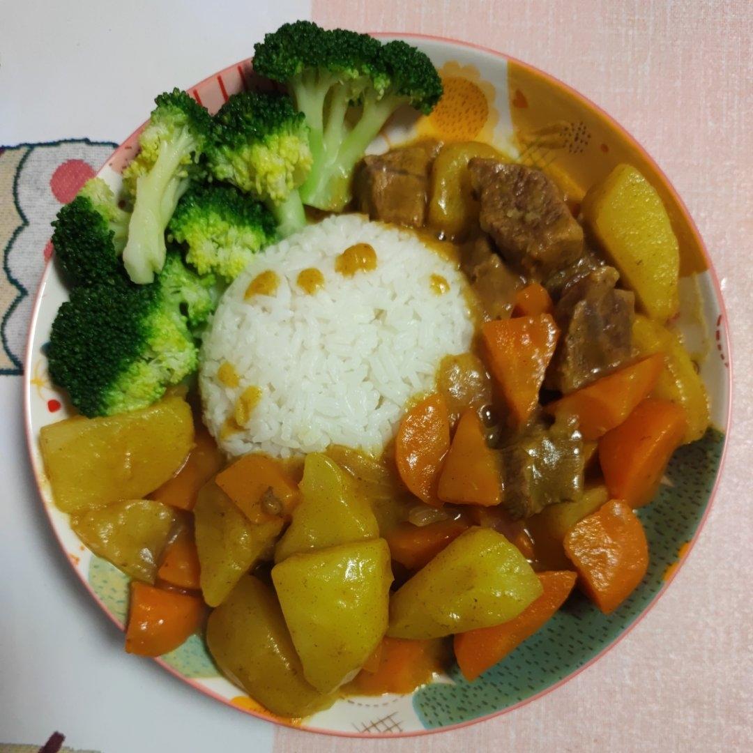 咖喱牛肉（按照流程来绝对不翻车）