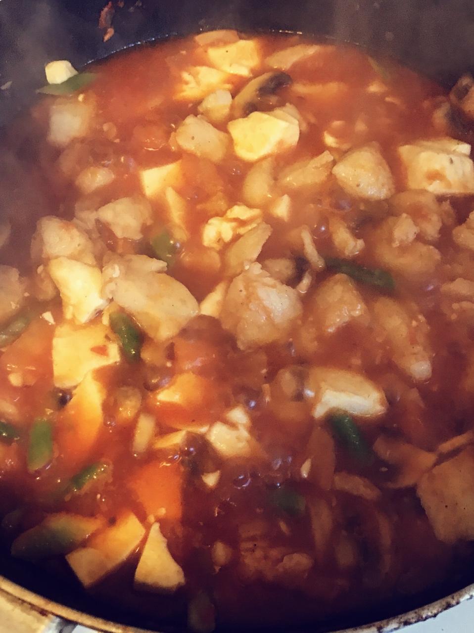 龙利鱼豆腐煲