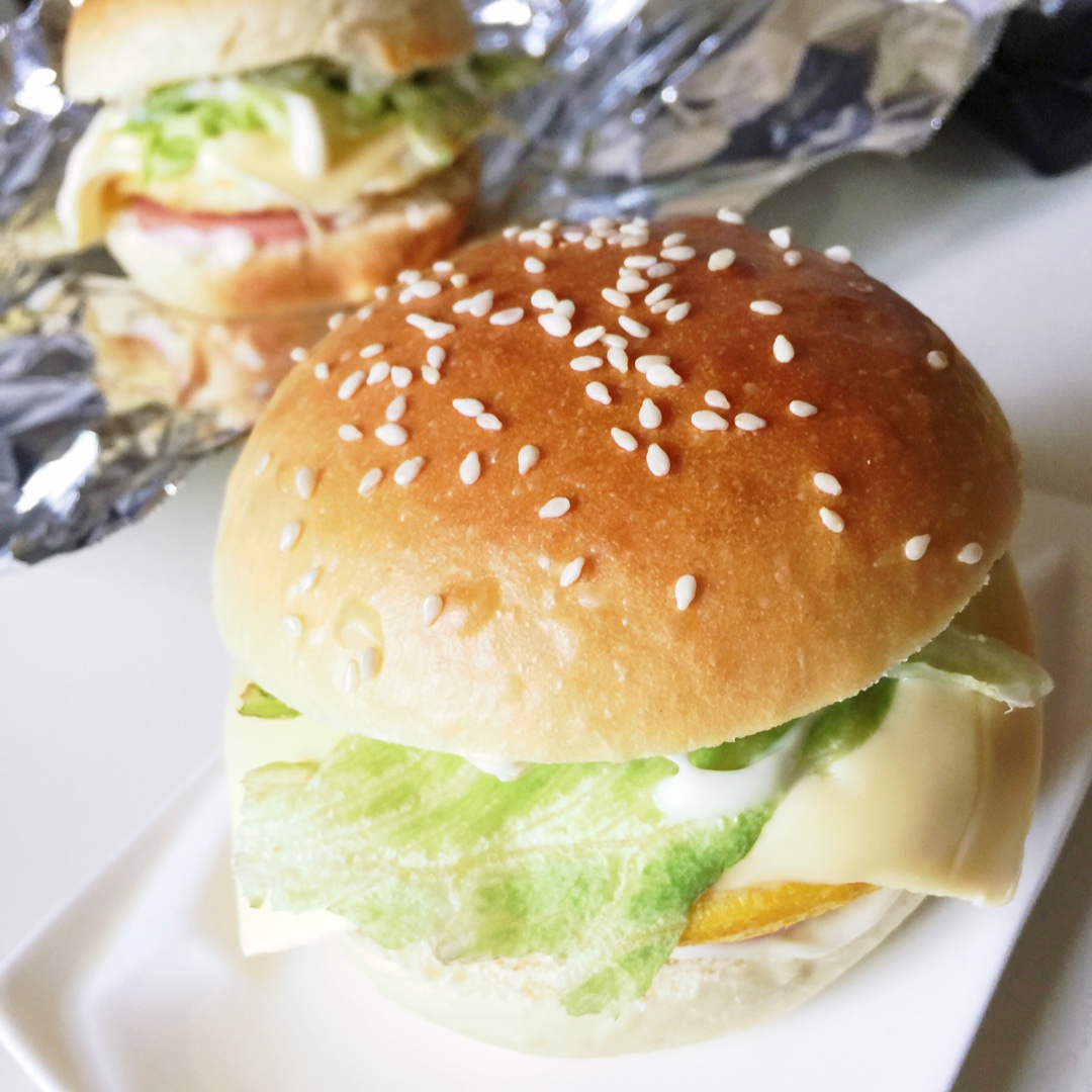 肯德基早餐汉堡轻松在家做 ---『玉米鸡肉汉堡包』