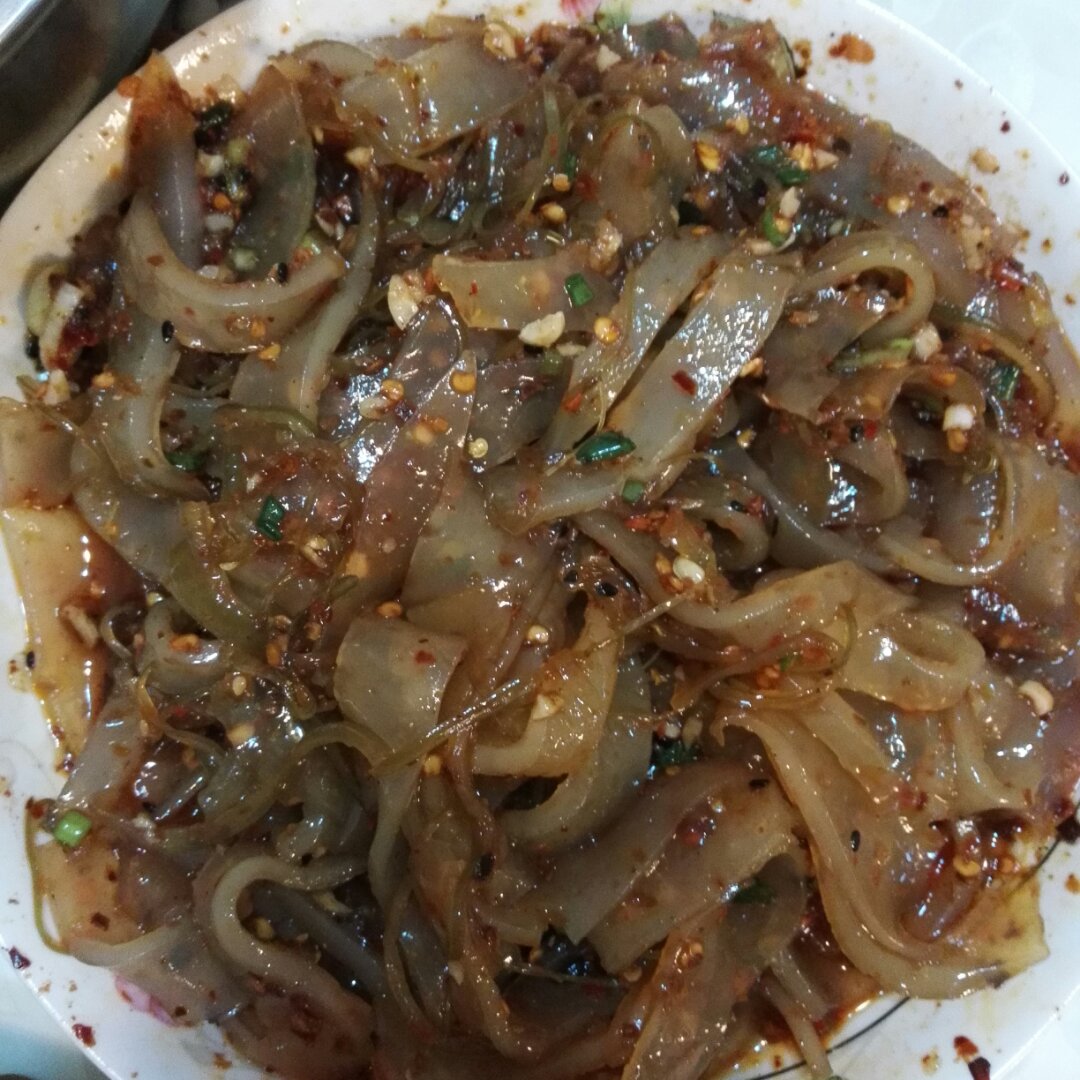 忘&悠然做的红薯粉凉皮的制作(微波炉版)