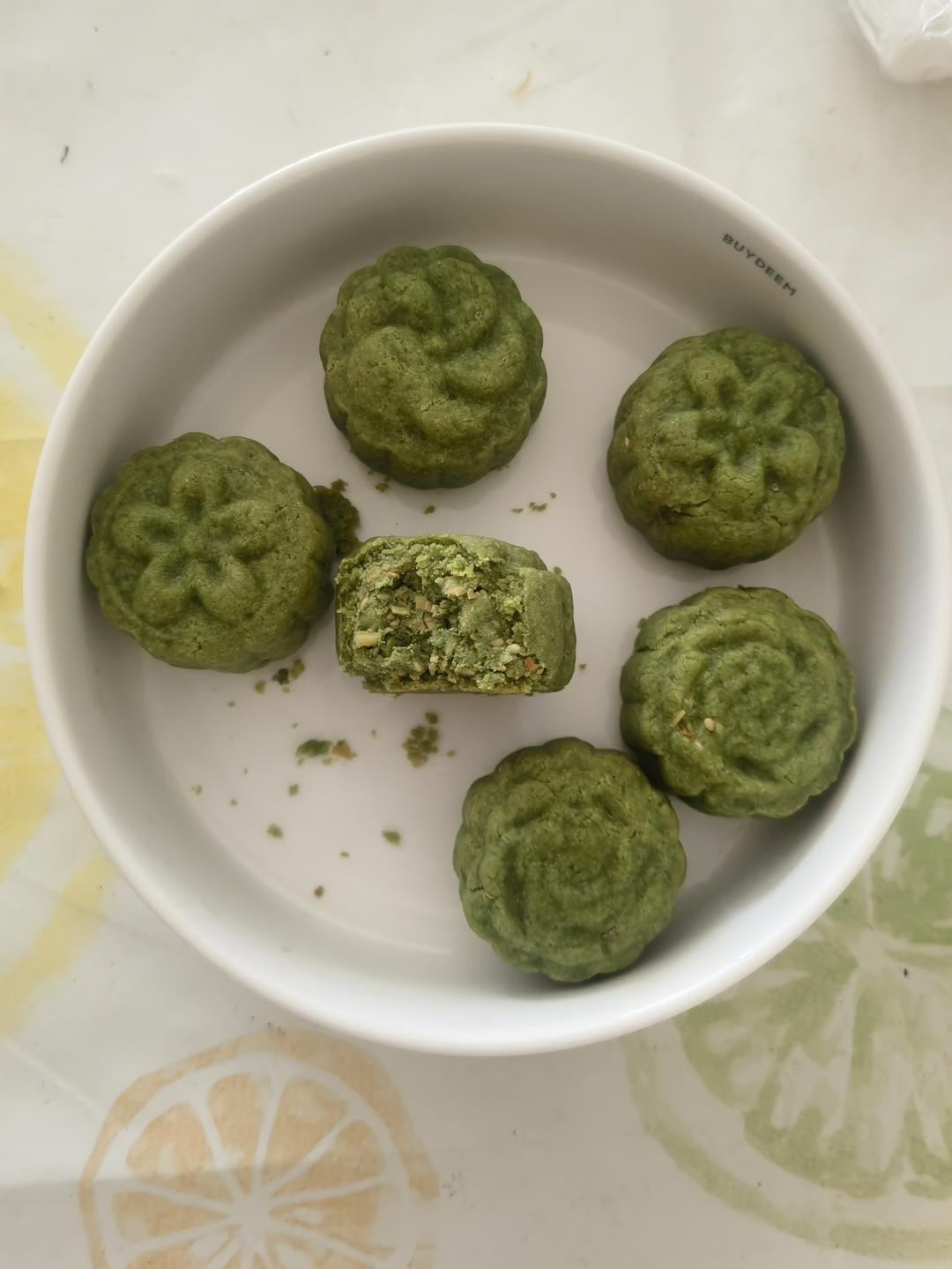 今年爆火的开心果脆皮月饼｜开心果霸霸月饼
