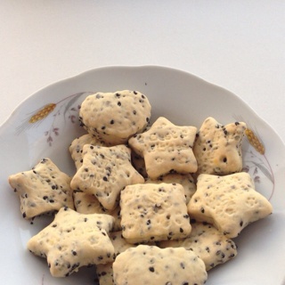 黑芝麻咸香饼干