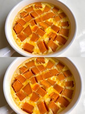 蛋奶烤南瓜🎃减脂早餐！一大碗仅200大卡！的做法 步骤3