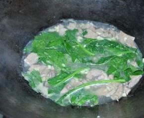 菠菜猪肝汤的做法 步骤12