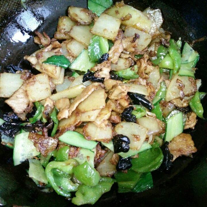 过油肉土豆片