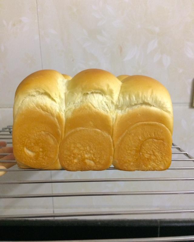 鲜酵母手揉吐司