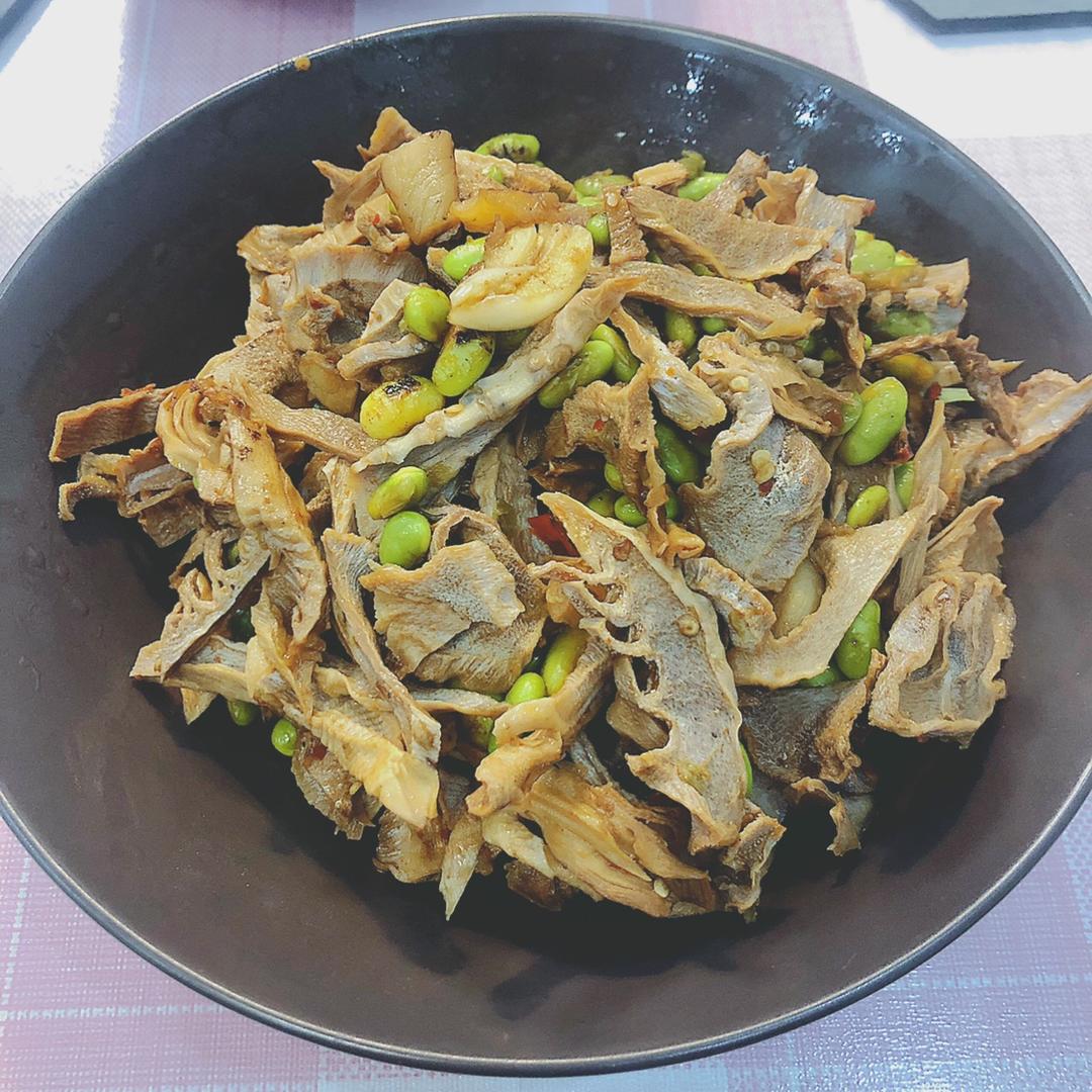笋干炒毛豆