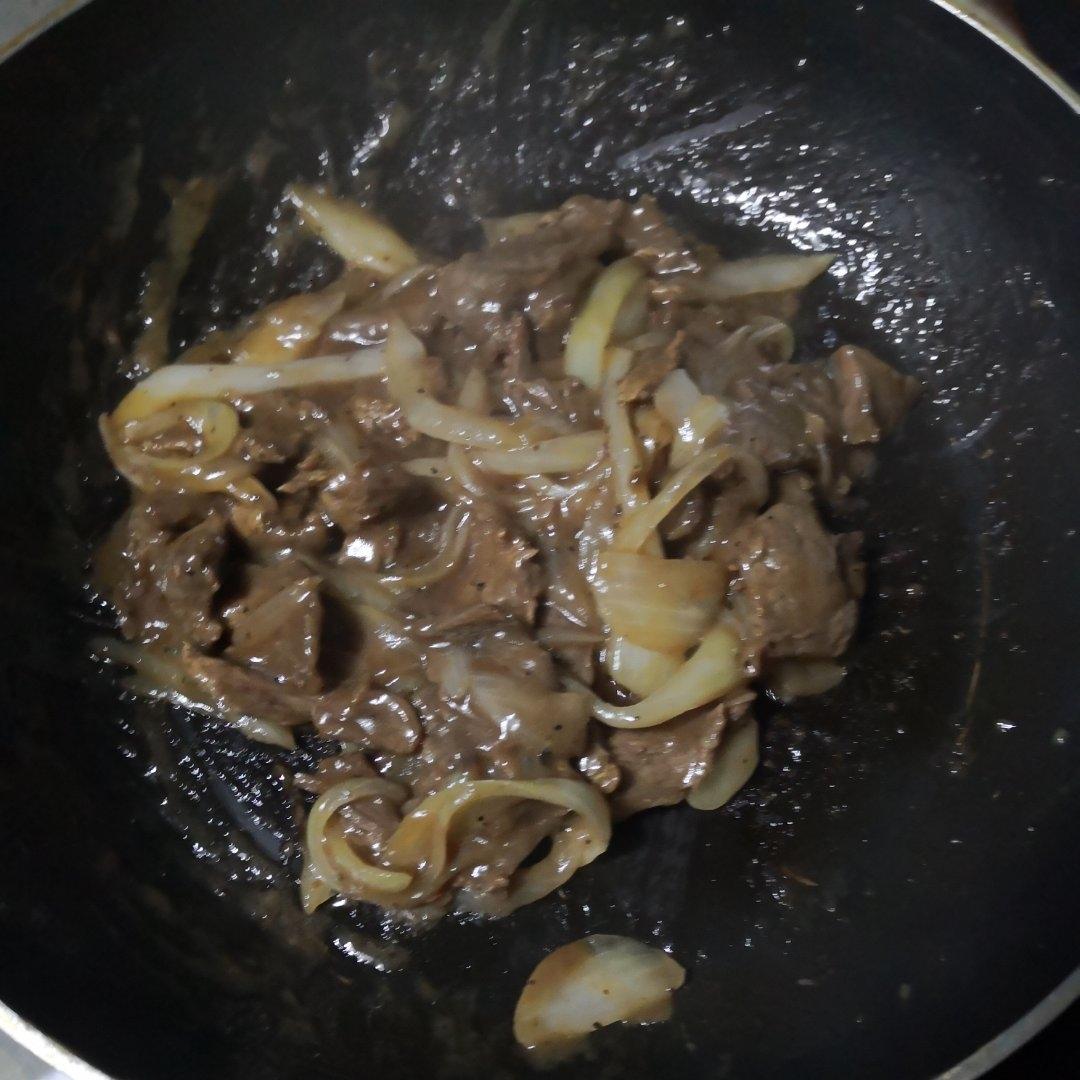 🐂黑椒牛柳🐂