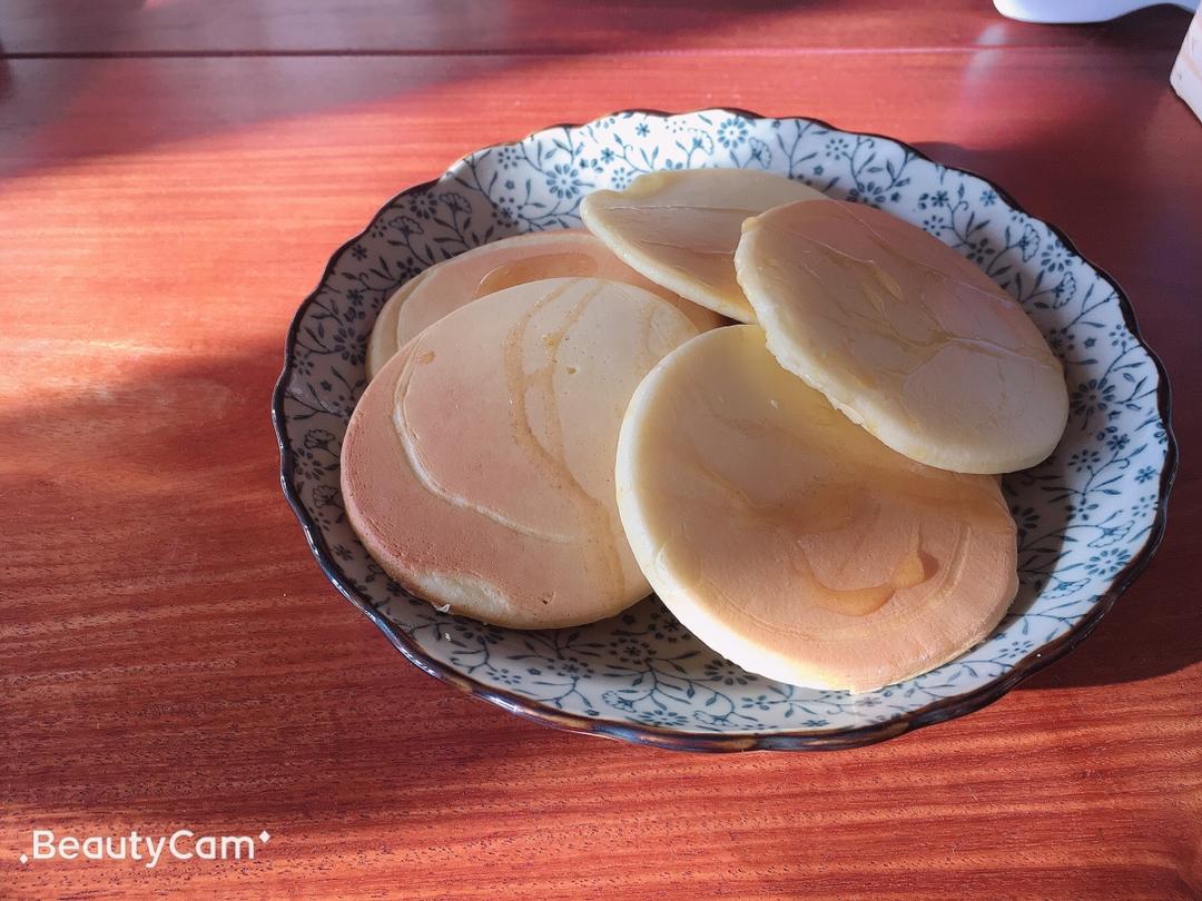 【减脂早餐】无油香蕉松饼（超简单）