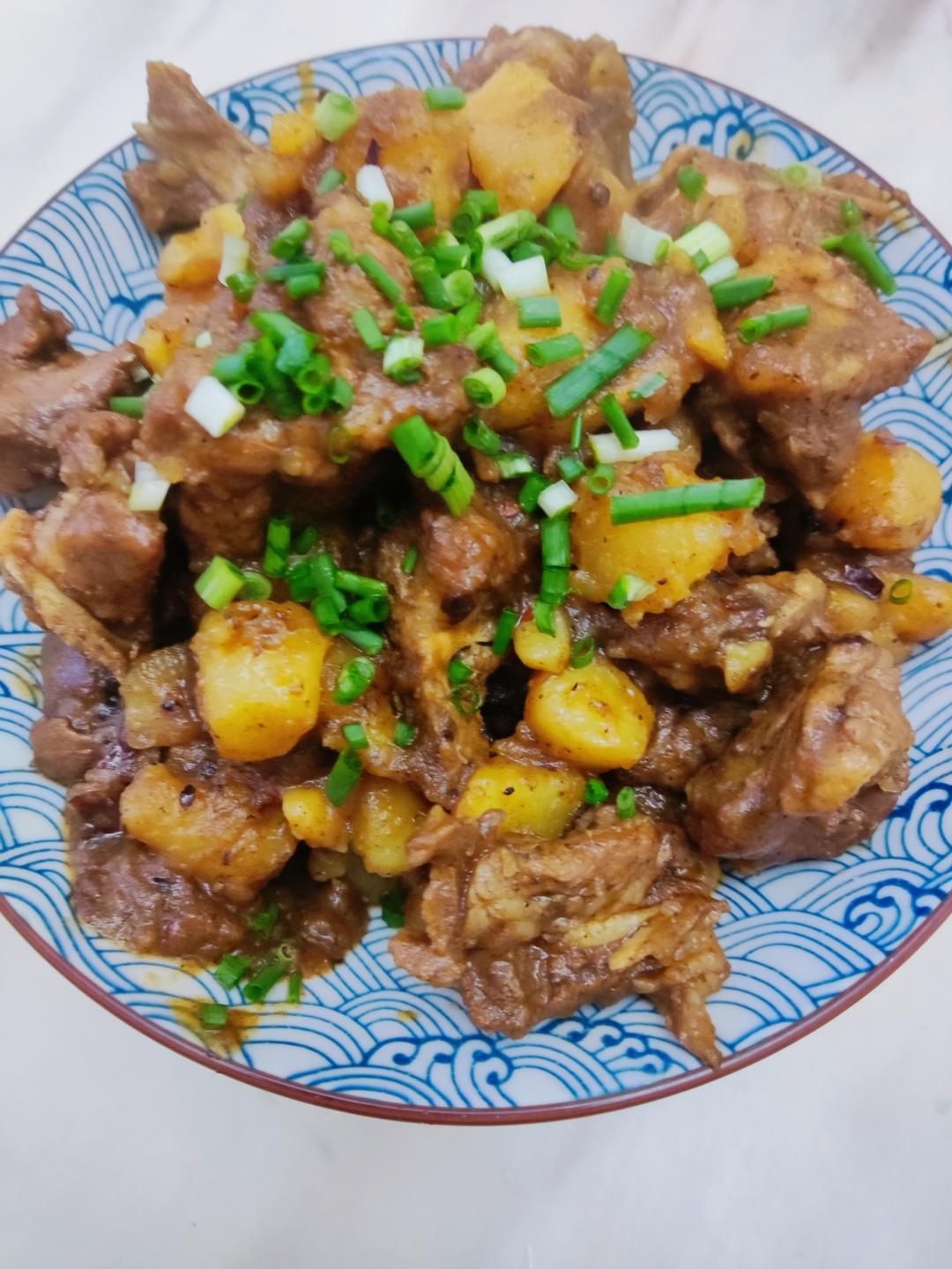 土豆炖排骨