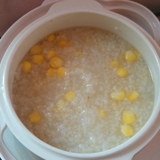 絮尘倾恬做的宝宝食谱清甜玉米粥