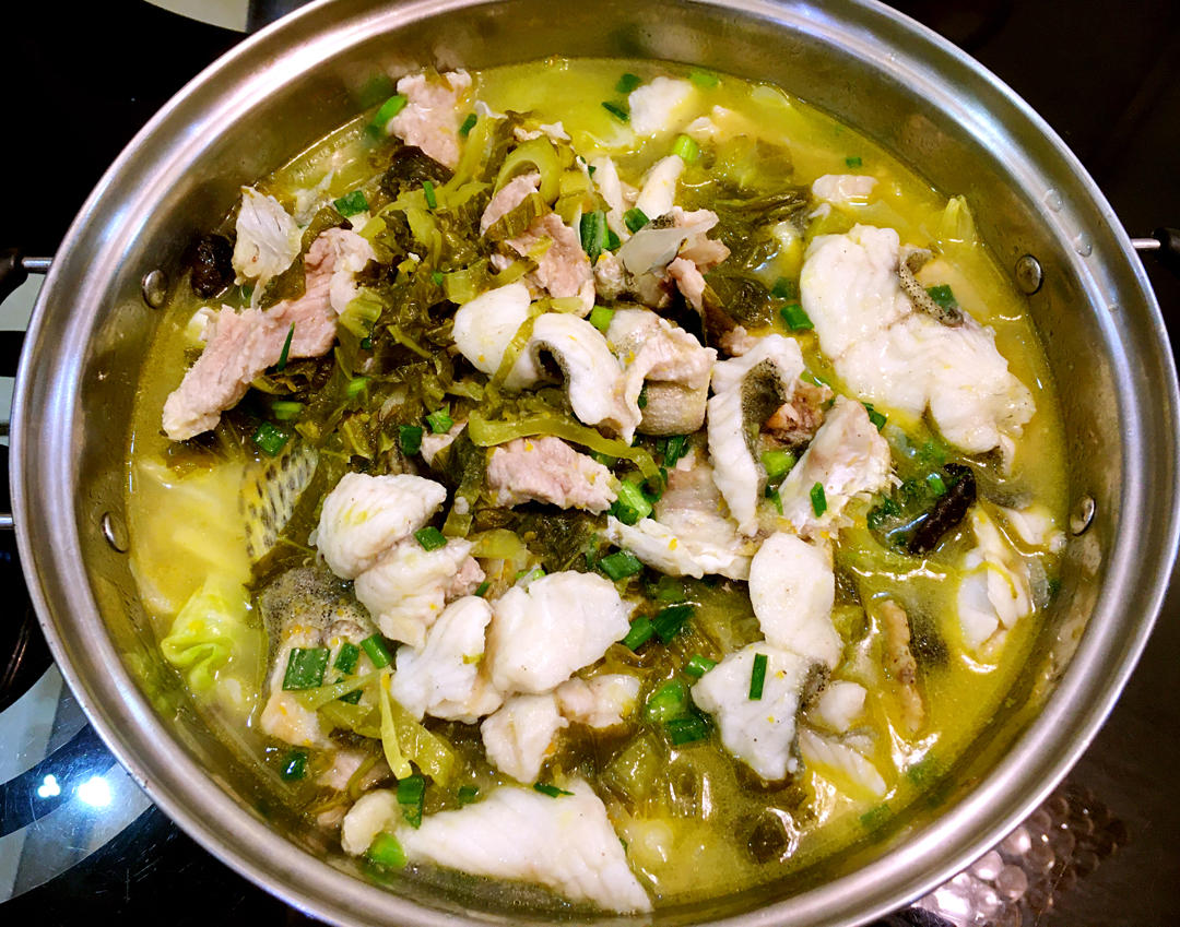 年年有鱼鱼头锅