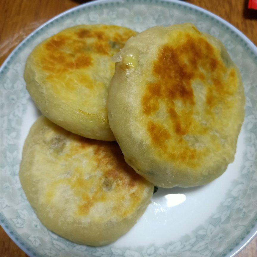 皮薄馅大～韭菜鸡蛋饼