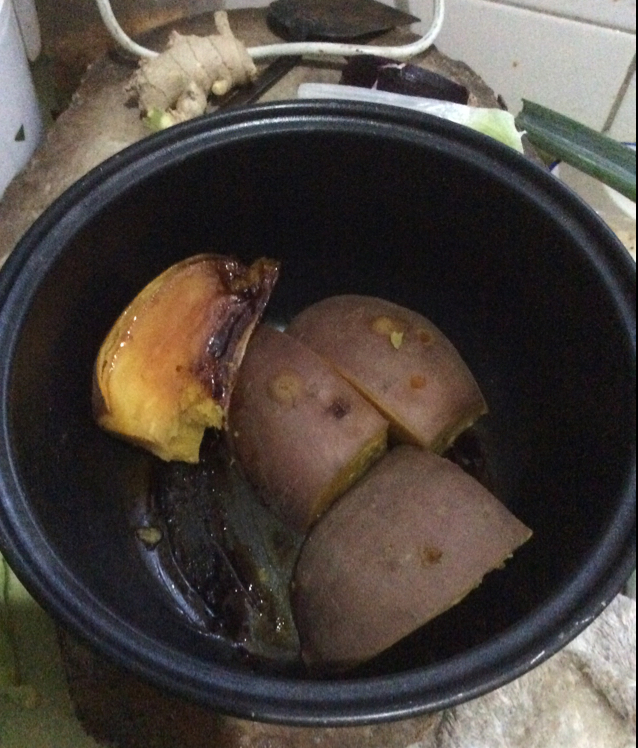 电饭煲烀白薯